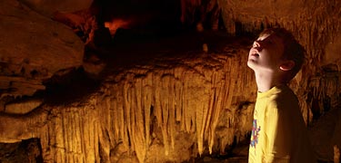 mammothcavevisitor.jpg