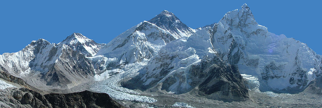 wikimounteverestpanoramic.jpg